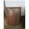 Image 2 : DC4 case cast iron grill