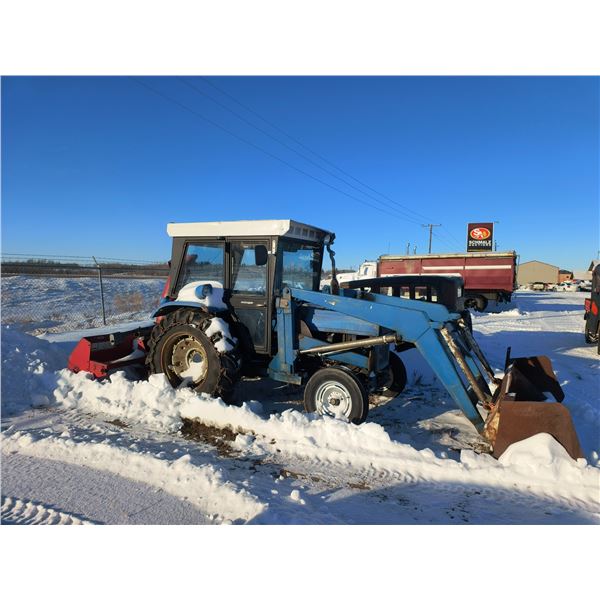 1970's Universal 445 tractor with bucket and snowblower - running