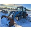 Image 4 : 1970's Universal 445 tractor with bucket and snowblower - running