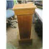 Image 3 : large wooden pedestal