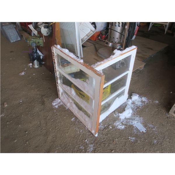 2 windows 28"x27.5" and 23"x25"