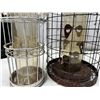 Image 7 : Vintage Bird Feeders