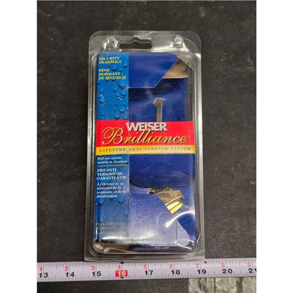 Weiser dead bolt - in box, w/ keys