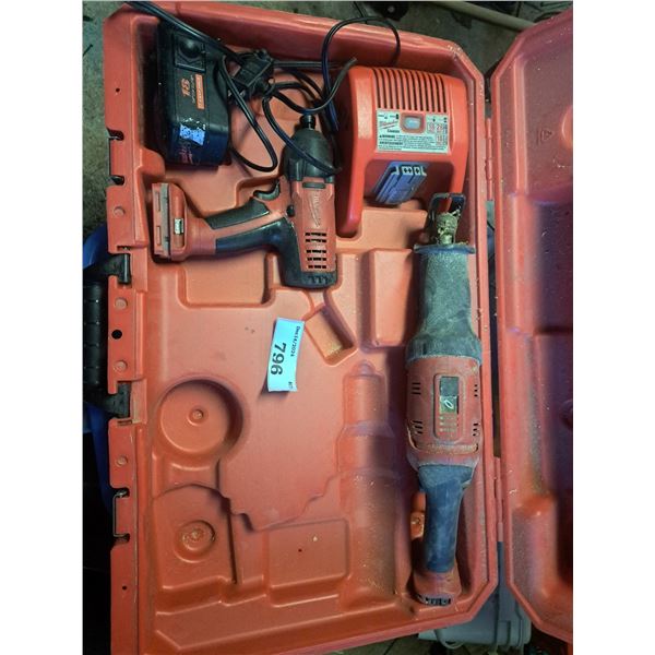 MILWAUKEE TOOL KIT (UNTESTED)