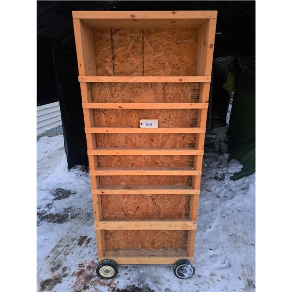 SHELF ON WHEELS
