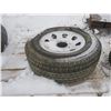 Image 5 : 1- 265Rx18 8 ply tire and rim like new