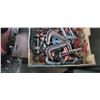 Image 1 : box of clamps