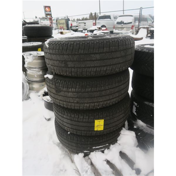 4 275/65R18 with rims