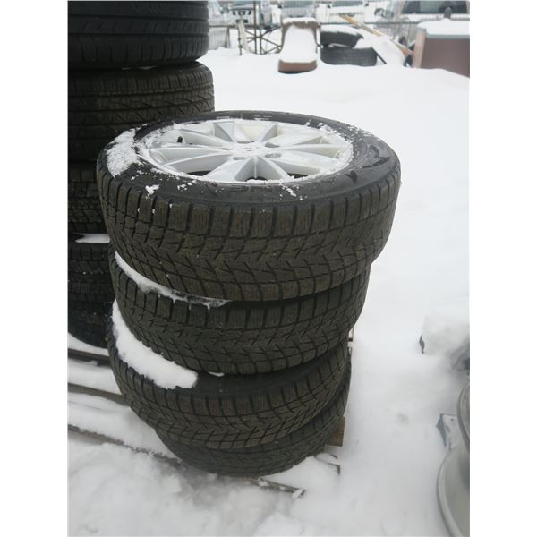 4 195/65R15 on Volkswagen rims