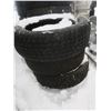Image 1 : 3 215/60R17 tires