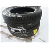 Image 3 : 2 235/60R18 tires