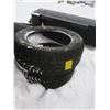 Image 1 : 2 275/60R20 tires