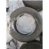 Image 2 : 1 215/60R16 tire
