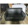 Image 1 : black leather love seat