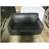 Image 3 : black leather love seat