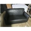 Image 3 : black leather love seat