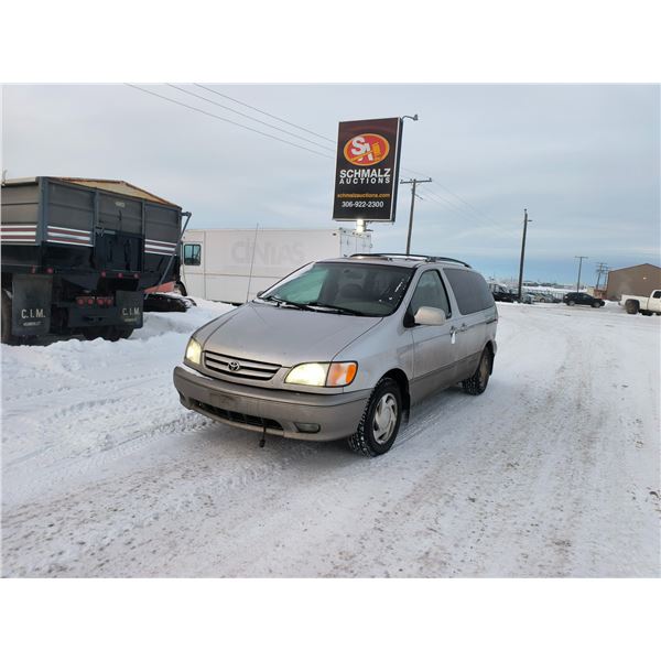2001 Toyota Sienna V6 VIN: 4T3ZF13C21U321651
