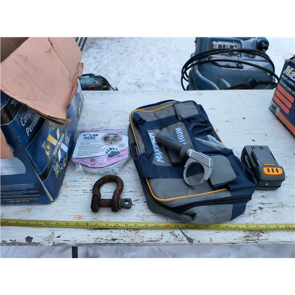 Mastercraft Maximum tool bag and battery, clevis and insulating tape
