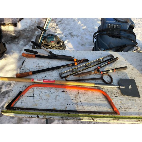 garden shears, ice scraper, 2½ft saw, level and cast hook