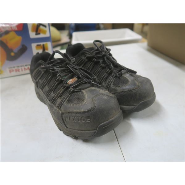 size 7 steel toe shoes