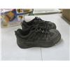 Image 3 : size 7 steel toe shoes