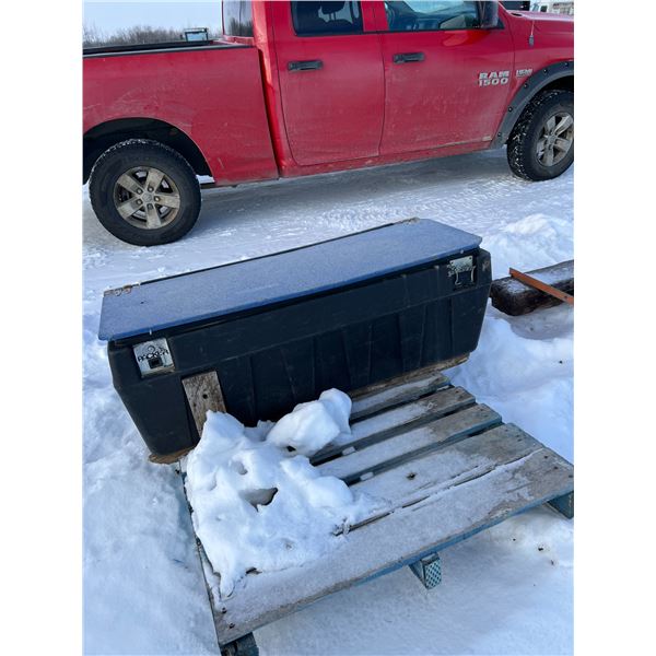truck bed tool box