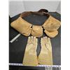 Image 6 : Carpenter's tool belt w/ contents & work gloves