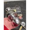 Image 3 : Door knob & dead bolt set - w/ keys