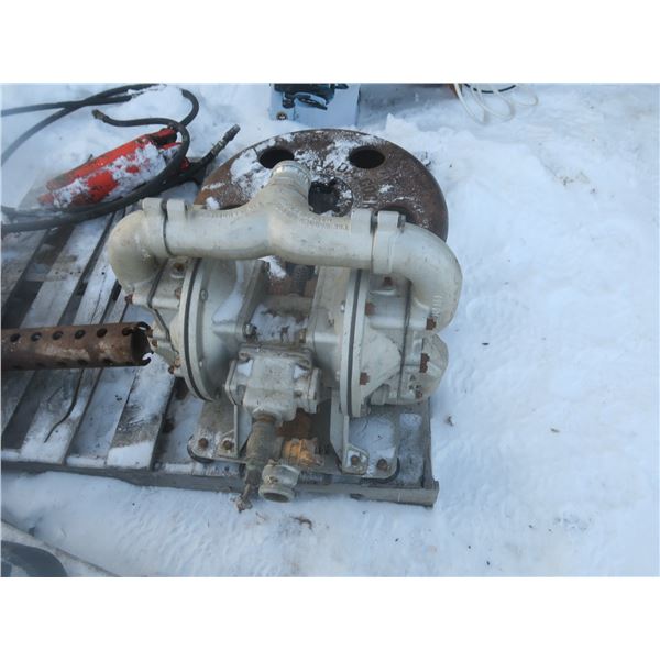 2" air pump- good condition