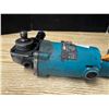 Image 7 : Makita :9005B Angle Grinder (Working)