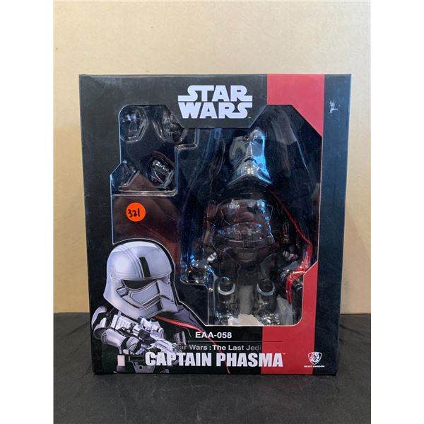 Star Wars The Last Jedi Captain Fasma Action Figure