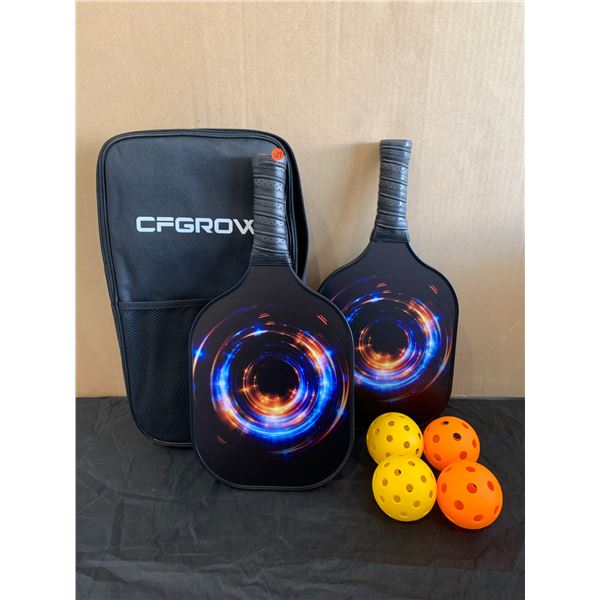 Pickle Ball Set - 2 Rackets - 4 Balls