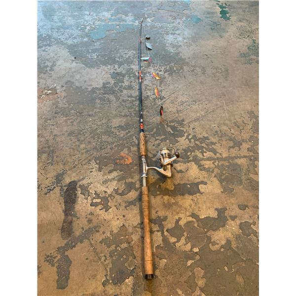 Semi Vintage Quantum Aviso Trolling Fishing Rod & Reel With Wedding Band