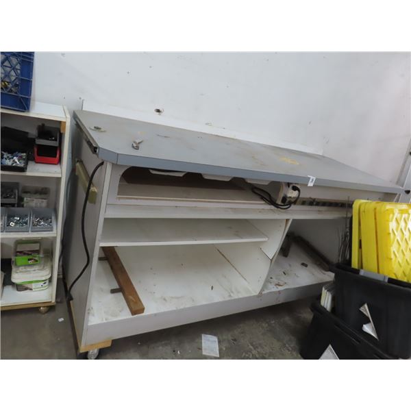Electrified Rolling 7' Work Table