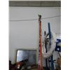 Image 1 : Long Level, Tree Pruner