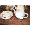 Image 2 : Table Lot of Christmas Dishes, Figurines,Décor, Musical Wall Art