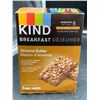 Image 1 : Kind Breakfast Almond Butter Energy Bars (4 x 50g)