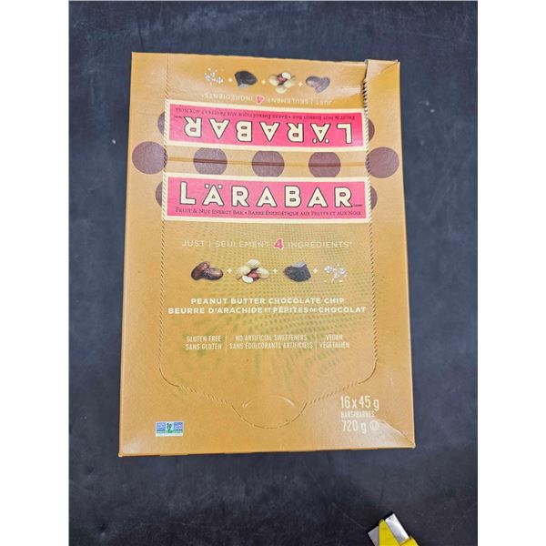 Larabar Fruit & Nut Energy Bar-Peanut Butter Chocolate Chip (16 x 45g)