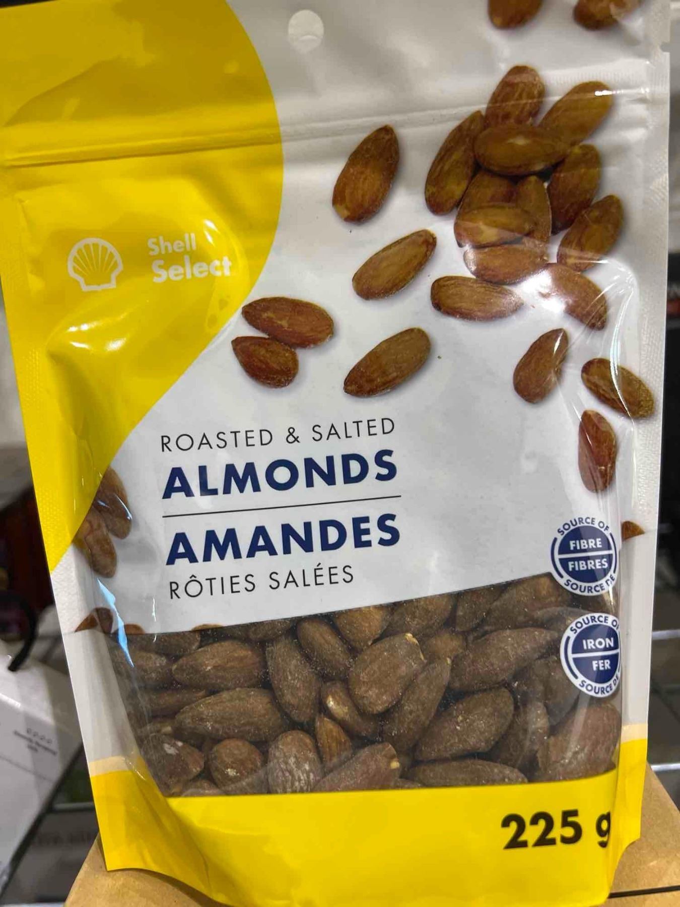 Shell select roasted & salted almonds 6x225g