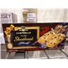 Image 1 : Campbells Pure Butter Shortbread Choc Chip 6 x 125g