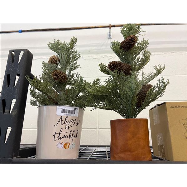 Lot of 2 Artifical Tree Decorations