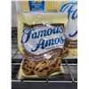 Image 2 : Famous Amos Chocolate Chip Cookies 30 x 56g