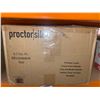 Image 2 : Proctor Silex 0.7 Cu. Ft Microwave Red