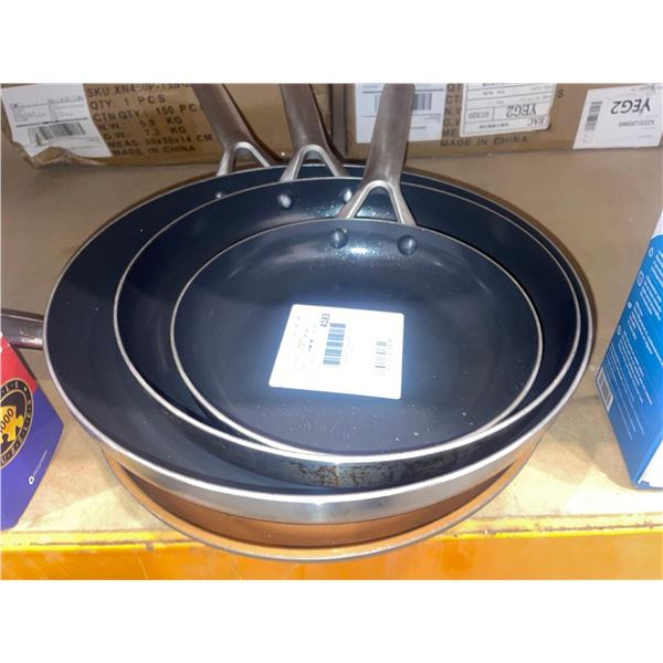 Lot of 5 Non-Stick Frying Pans Various Sizes