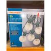 Image 2 : Sylvania - 25 LED Jumbo Globe Outdoor/Indoor String Lights, 4.88 Meters, Warm White