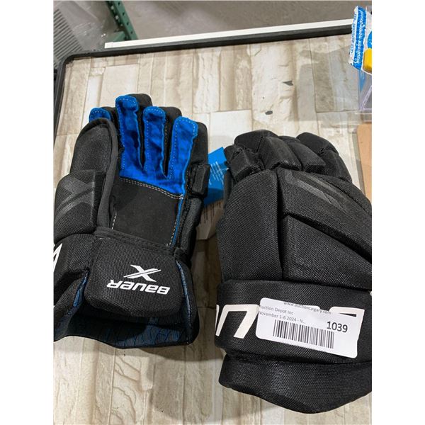 Bauer  S21 X Gloves Int Size 12 Black / White