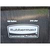 Image 3 : Rubbermaid Plastic Round End Stock Tank 100 Gallon