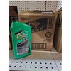 Image 1 : Quaker State SAE 5W-30 Synthetic Blend Motor Oil - 6x946ml