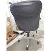 Image 2 : Leather Executive's Office Chair on Casters