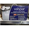 Image 1 : Valspar Garage Floor Coating 3.55L - Light Gray Semi Gloss